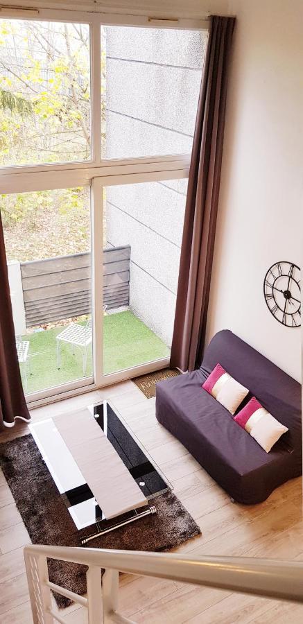 Appartement Cinema Aux Portes Du Futuroscope Chasseneuil-du-Poitou Ngoại thất bức ảnh
