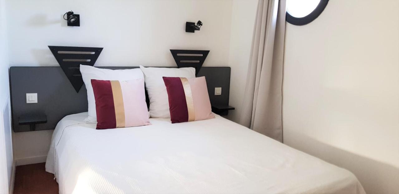 Appartement Cinema Aux Portes Du Futuroscope Chasseneuil-du-Poitou Ngoại thất bức ảnh