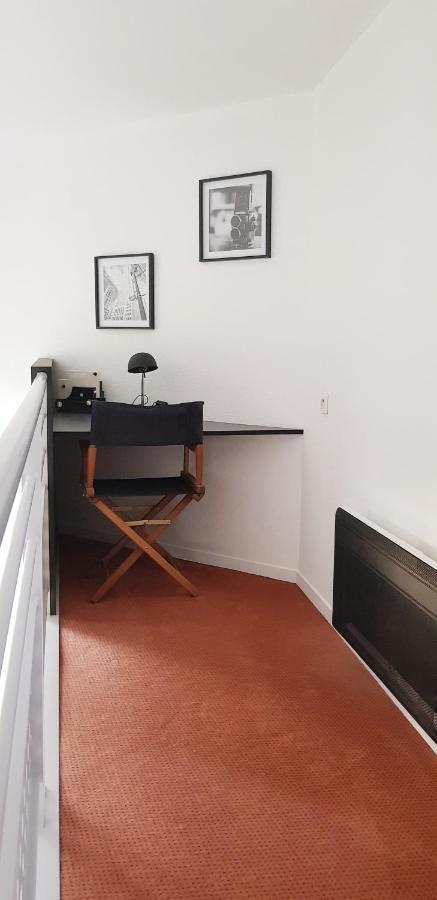 Appartement Cinema Aux Portes Du Futuroscope Chasseneuil-du-Poitou Ngoại thất bức ảnh